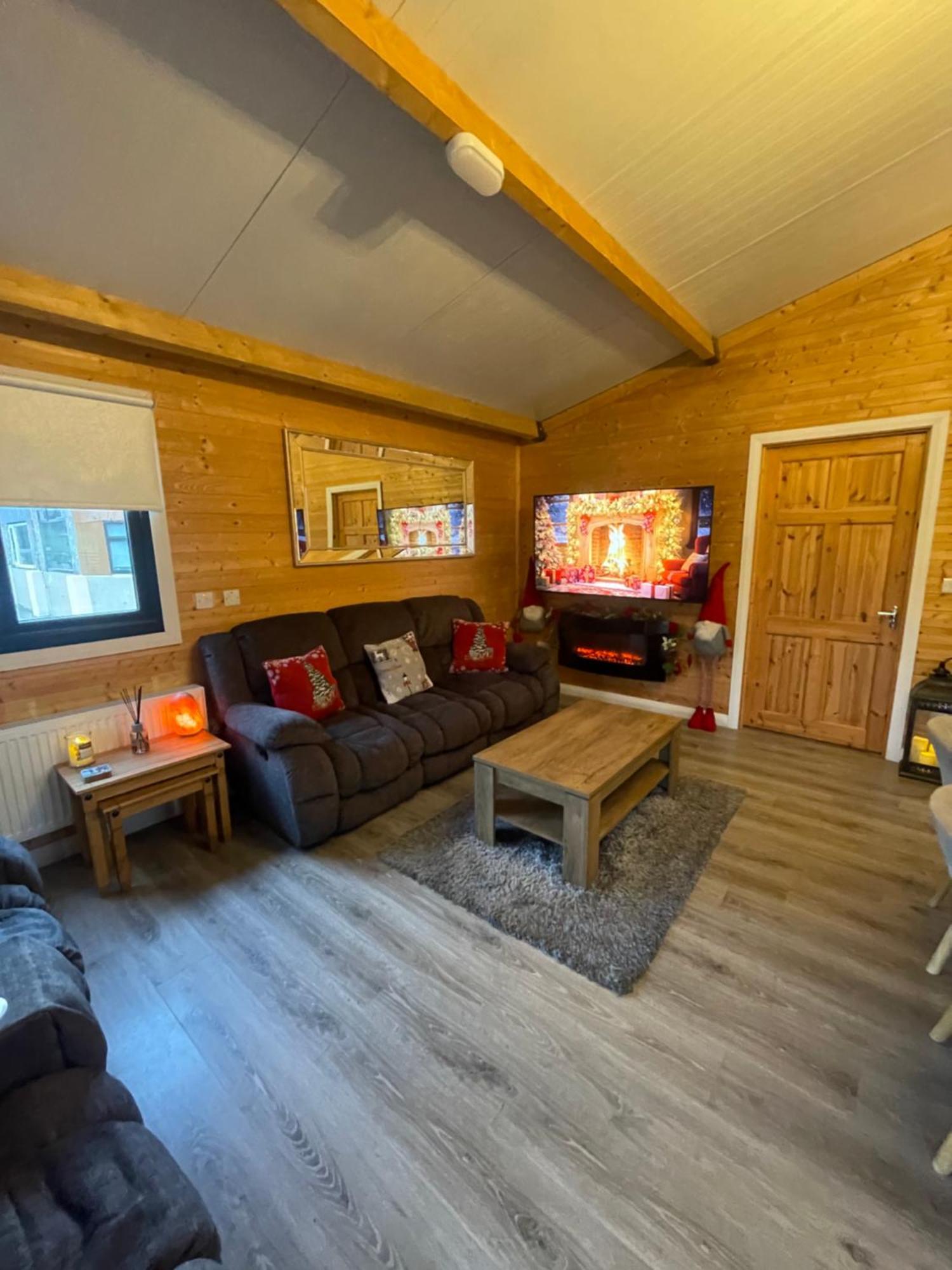 The Lodge Mountain View Log Cabin , Attymass Ballina Boyhollagh Exterior photo
